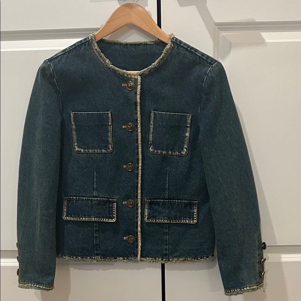 Stylish Denim Jacket with Gold Buttons